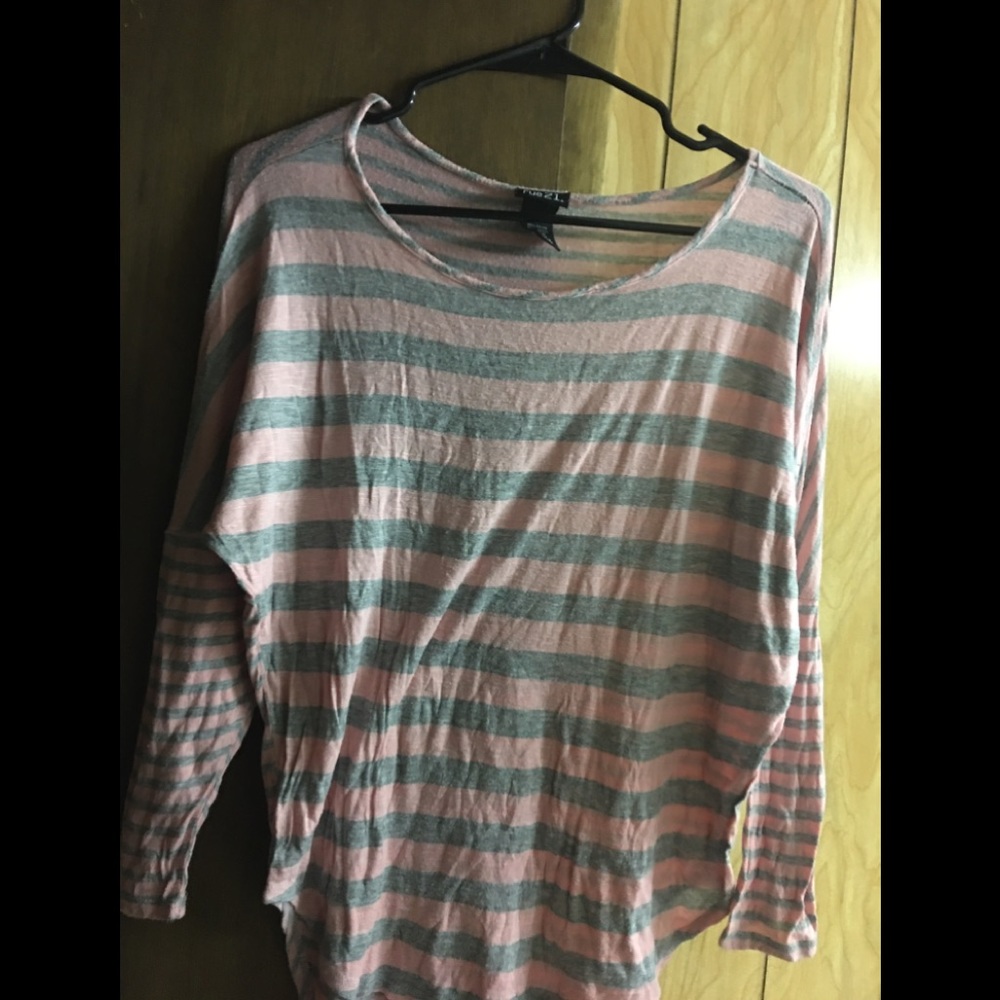 Long sleeve rue 21 striped top